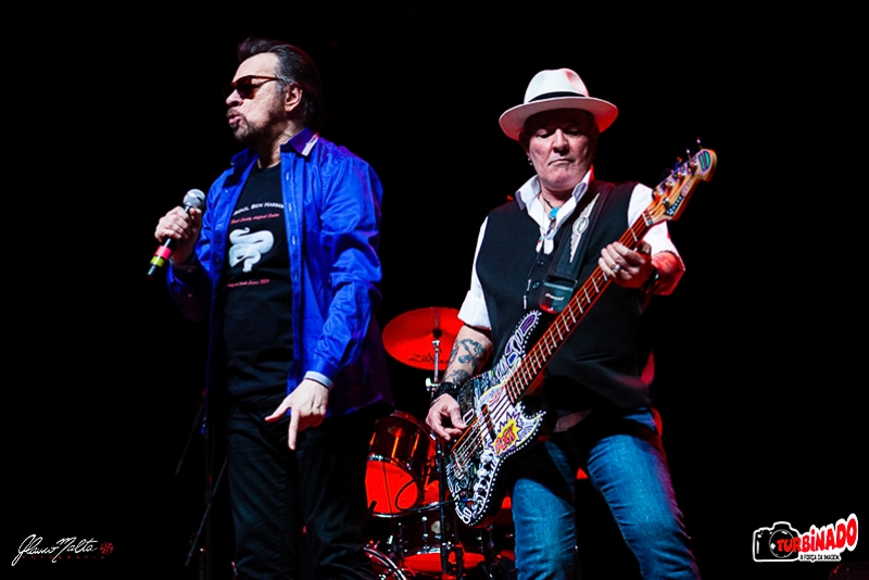 CAMISA DE V&Ecirc;NUS &ndash; SHOW DIRETO, RETO E SEM FRESCURAS NO RETORNO DA BANDA A PORTO ALEGRE