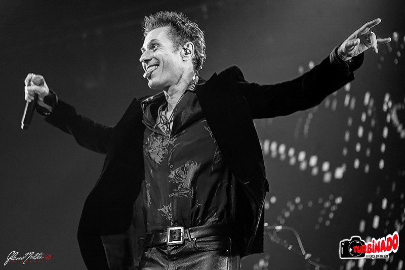 CAPITAL INICIAL COMEMORA 4.0 EM PORTO ALEGRE COM ENERGIA DE 1.8