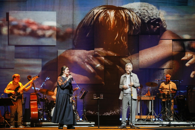 CHICO BUARQUE CHEGA A PORTO ALEGRE COM A TURN&Ecirc; &lsquo;QUE TAL UM SAMBA?'
