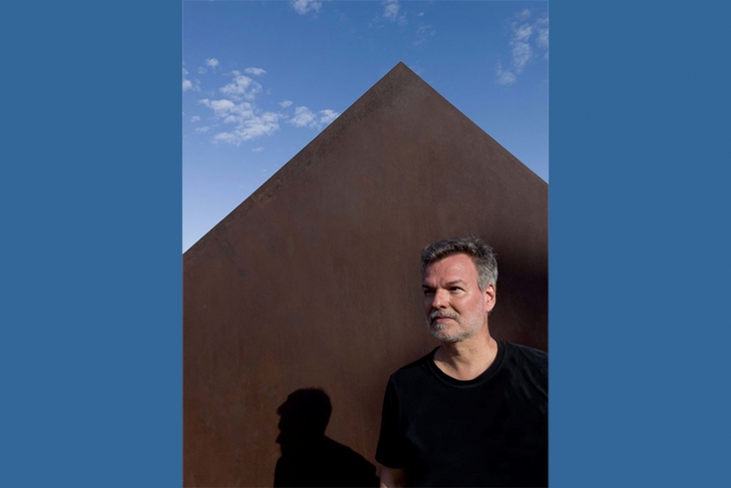 FAROL SANTANDER PORTO ALEGRE EXIBE A MOSTRA TODA NOITE, DO ARTISTA E FOT&Oacute;GRAFO VICENTE DE MELLO &ndash; DE 07 DE DEZEMBRO DE 2022 A 05 DE MAR&Ccedil;O DE 2023