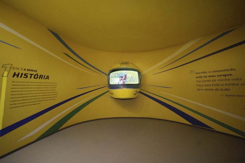 BARRASHOPPINGSUL RECEBE A EXPOSI&Ccedil;&Atilde;O IN&Eacute;DITA EM PORTO ALEGRE "EU, AYRTON SENNA DA SILVA"