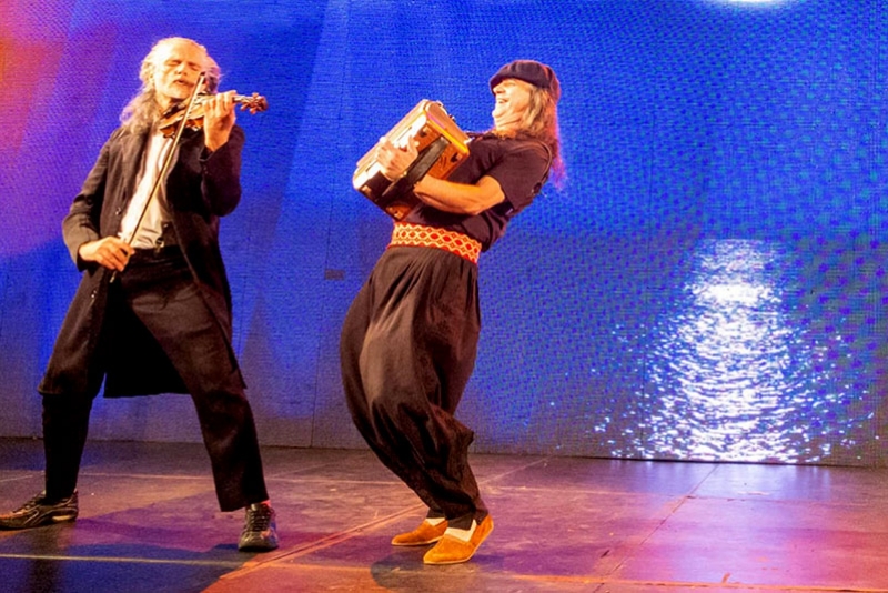 HIQUE GOMEZ E RENATO BORGHETTI JUNTOS PELA PRIMEIRA VEZ EM CONCERTO GRATUITO 