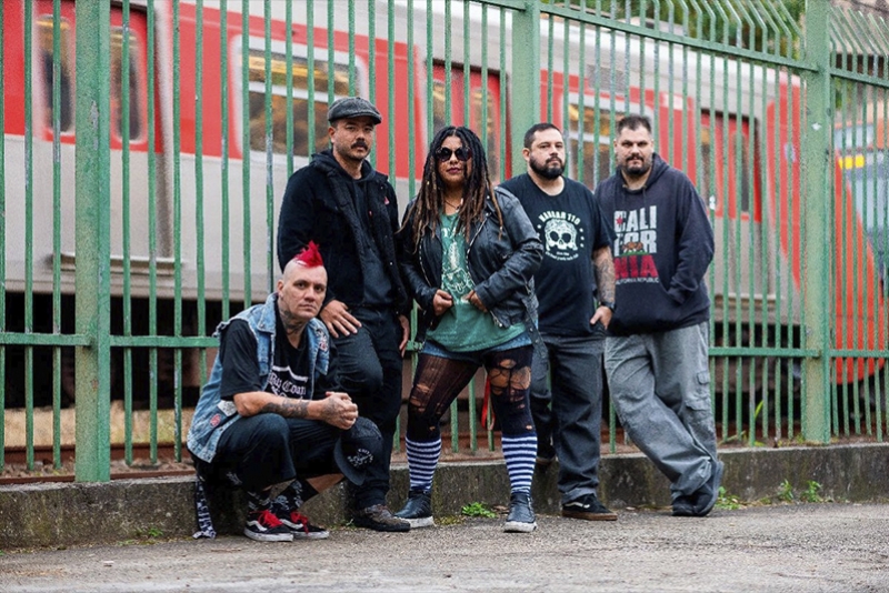 GRITANDO HC LAN&Ccedil;A SINGLE IN&Eacute;DITO EM VIDEOCLIPE; ASSISTA &ldquo;SE REINVENTAR&rdquo;