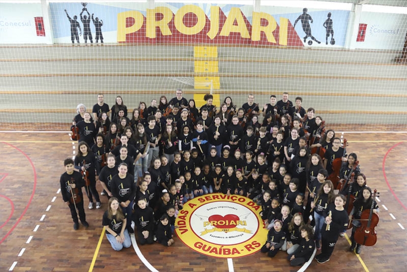 ORQUESTRA JOVEM E BALLET PROJARI REALIZAM CONCERTO EM GUA&Iacute;BA (RS)