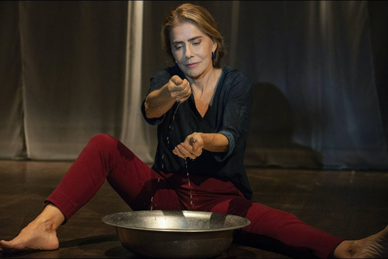 TEATRO FEEVALE RECEBE MAIT&Ecirc; PROEN&Ccedil;A COM ESPET&Aacute;CULO "O PIOR DE MIM"