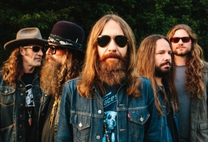 BLACKBERRY SMOKE (EUA) ESTREIA SEU SOUTHERN ROCK EM PORTO ALEGRE DIA 10 DE MAIO