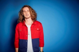 VITOR KLEY RETORNA AO ESTADO PARA DOIS SHOWS NO MÊS DE ABRIL