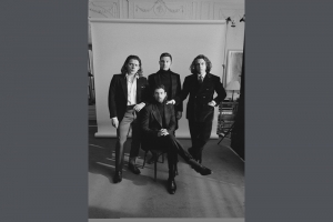 SHOW DE ARCTIC MONKEYS NO RIO DE JANEIRO TERÁ CONVIDADO ESPECIAL