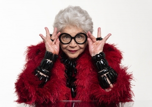 NATHALIA TIMBERG FARÁ SESSÃO EXTRA NO THEATRO SÃO PEDRO DO DOCUMENTÁRIO CÊNICO ATRAVÉS DA IRIS