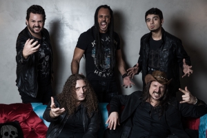 ANGRA: BANDA REVIGORADA SE PREPARA PARA TURNÊ “MAGIC MIRROR”, NOVO ALBUM E CELEBRAÇÃO DE ANIVERSÁRIO DE 30 ANOS