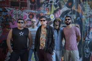 2ª MALUCA ANO XX APRESENTA: MUNDO LIVRE S/A LANÇANDO O ÁLBUM: 