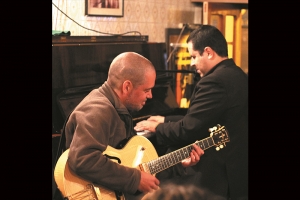 ‘TOM JOBIM INSTRUMENTAL’ É ATRAÇÃO DO CHAPÉU ACÚSTICO COM LUIZ MAURO FILHO E DINHO OLIVEIRA