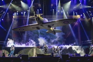 NOITE DO METAL VOLTA AO ROCK IN RIO E REÚNE UM PÚBLICO FIEL E PLUGADO NOS 220W NA CIDADE DO ROCK