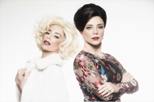 COM DANIELLE WINITS E CHRISTINE FERNANDES, ESPETÁCULO PARABÉNS SENHOR PRESIDENTE FAZ CURTÍSSIMA TEMPORADA NO THEATRO SÃO PEDRO