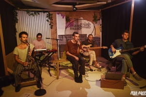 GRÃOMESTRE AMPLIA JAZZ URBANO EM COMPACTO “ARMADILHA/VISÕES ADULTERADAS”