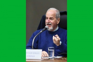 SERGIUS GONZAGA FALA SOBRE OBRA DE ERICO VERISSIMO NO INSTITUTO LING