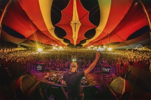 TRIBE FESTIVAL COMEMORA 20 ANOS E ANUNCIA LINE-UP COMPLETO