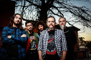 MATANZA INC: ASSISTA VÍDEO PLAY THROUGH DE MARCO DONIDA TOCANDO O SINGLE, O ELO MAIS FRACO DA CORRENTE