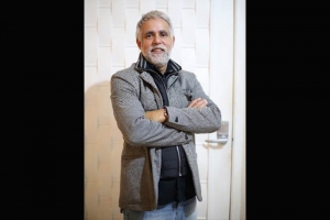FENÔMENO NAS REDES SOCIAIS CLÁUDIO DUARTE, EM APRESENTAÇÃO INÉDITA, DIA 17 DE ABRIL, NO GIGANTINHO
