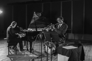 DANIEL JOBIM E SEU JORGE INAUGURAM CANAL OFICIAL DO TEATRO BRADESCO NO YOUTUBE