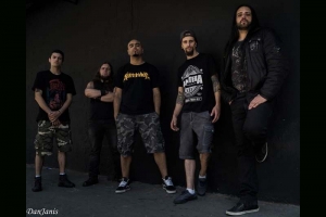 SETFIRE: CLIPE DE “PARALYZED” PODE SER CONFERIDO NO CANAL OFICIAL DA BANDA NO YOUTUBE