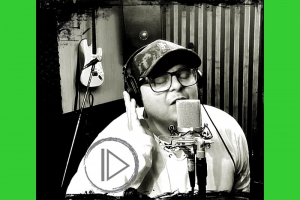 MAX MADRASSI: CONFIRA O NOVO SINGLE “VELHAS NOTÍCIAS”