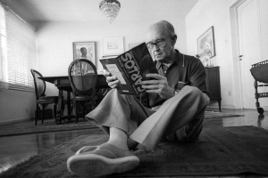 CARLOS DRUMMOND DE ANDRADE É TEMA AULA GRATUITA DE POESIA NO DIA 23 DE SETEMBRO
