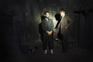 OPINIÃO 35 ANOS APRESENTA MGMT NO ARAÚJO VIANNA - DISPONÍVEIS APENAS INGRESSOS PARA A PLATÉIA CENTRAL ALTA