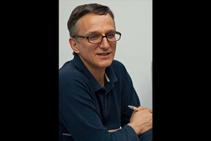 JUREMIR MACHADO FALA SOBRE OBRA DE MICHEL HOUELLEBECQ EM AULA GRATUITA DE LITERATURA NO DIA 19 DE OUTUBRO