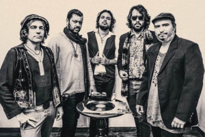 STONE AGE A.D.: BALADA EMOCIONANTE “NEVER AS BEFORE” TEM VÍDEO COM LEGENDA EM PORTUGUÊS DISPONÍVEL PARA VISUALIZAÇÃO NO YOUTUBE