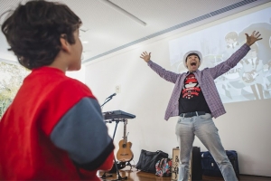 BOB BOPSIN MINISTRA AULA VIRTUAL E GRATUITA DE MUSICALIZAÇÃO PARA CRIANÇAS NESTE SÁBADO, DIA 5 DE DEZEMBRO