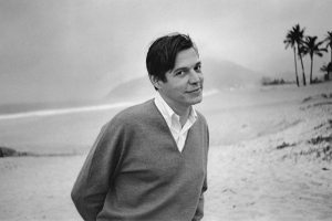 TOM JOBIM É TEMA DE AULA MUSICAL HÍBRIDA NO DIA 18 DE FEVEREIRO