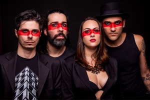 DNSM, DE ROCK ELETRÔNICO, LANÇA LYRIC VIDEO E SÉRIE DE SHOWS EM LIVES