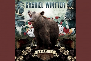 O GUITARRISTA GABRIEL WINTTER ACABA DE LANÇAR O SINGLE DA FAIXA TÍTULO DE SEU NOVO ÁLBUM, “BEAR IT”.
