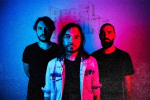 REBEL MACHINE LANÇA 