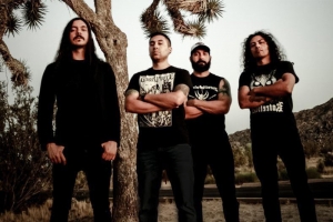 HEADCRUSHER: ASSISTA O NOVO VIDEOCLIPE "FAITH IS NOT ENOUGH"