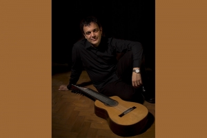 PAULO MARTELLI FAZ CONCERTO SOLO DE VIOL&Atilde;O EM LIVE NO DIA 15 DE MAIO