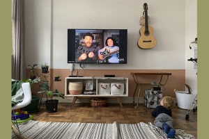 VALQU&Iacute;RIA CARDOSO E ALEX LIMBERGER UNEM M&Uacute;SICA E LITERATURA EM LIVE INFANTIL NO PR&Oacute;XIMO S&Aacute;BADO, DIA 22 DE MAIO