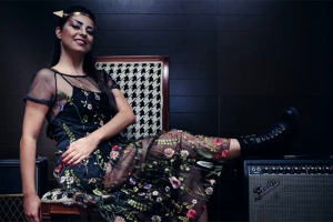 SYLVESTRA BIANCHI: M&Uacute;SICA, MAGIA E ENCANTO, CONHE&Ccedil;A MAIS DO ROCK C&Oacute;SMICO!