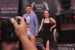 GA&Uacute;CHOS CONQUISTAM PR&Ecirc;MIO INTERNACIONAL EM FESTIVAL DE CINEMA DE MODA NOS ESTADOS UNIDOS