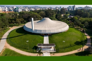 OPINI&Atilde;O PRODUTORA ENTREGA REFORMAS NO AUDIT&Oacute;RIO ARA&Uacute;JO VIANNA