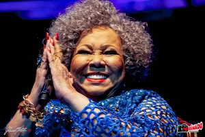 ALCIONE &ndash; APRESENTA&Ccedil;&Atilde;O REPLETA DE CL&Aacute;SSICOS EM PORTO ALEGRE
