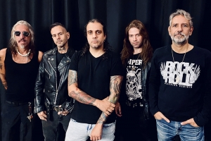 VIPER ANUNCIA O LAN&Ccedil;AMENTO DE &ldquo;TIMELESS&rdquo;, SEU PRIMEIRO &Aacute;LBUM IN&Eacute;DITO EM 15 ANOS