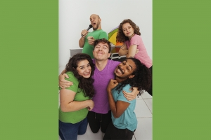 PE&Ccedil;A TEATRAL #JUNTOS INICIA TURN&Ecirc; POR DIVERSAS LOCALIDADES BRASILEIRAS EM 25 DE ABRIL