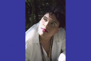 NAT&Aacute;LIA SANTOS &Eacute; A ATRA&Ccedil;&Atilde;O DE MAIO DO PROJETO O SAMBA &Eacute; MEU DOM, NO TEATRO SINDUSCON-RS