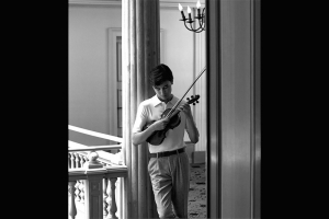 INSTITUTO LING E OSESP APRESENTAM CONCERTO DIGITAL GRATUITO COM O REGENTE FRANC&Ecirc;S LUDOVIC MORLOT E O VIOLINISTA SUECO DANIEL LOZAKOVICH