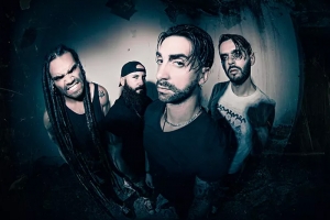 AWAKE FOR DAYS: BANDA ITALIANA OFICIALIZA ENTRADA DE GUITARRISTA BRASILEIRO GUSTROYER E ANUNCIA NOVO SINGLE