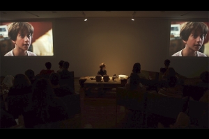 CINE SENTIDOS COMBINA EXIBI&Ccedil;&Atilde;O DE DOCUMENT&Aacute;RIO SECRETO COM EXPERI&Ecirc;NCIAS QUE AGU&Ccedil;AM OLFATO, PALADAR, VIS&Atilde;O, AUDI&Ccedil;&Atilde;O E TATO