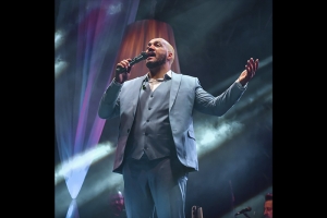BELO RETORNA A PORTO ALEGRE COM A TURN&Ecirc; "BELO IN CONCERT"