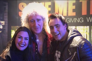 AL&Iacute;RIO NETTO SE APRESENTA COM O QUEEN EXTRAVAGANZA NA LEND&Aacute;RIA CASA HAMMERSMITH APOLLO EM LONDRES NO REINO UNIDO